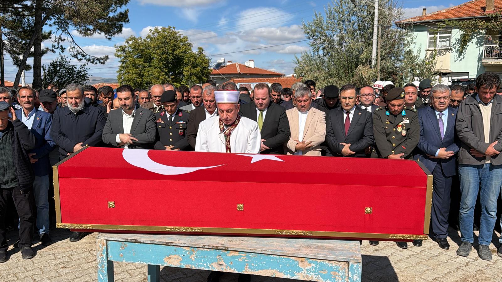 Uzman Çavuşa son görev 2 Uzman Çavuşa son görev