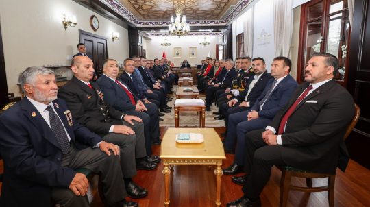 Afyonkarahisar Valisi Dr. Naci Aktaş, 29 Ekim Cumhuriyet Bayramı dolayısıyla