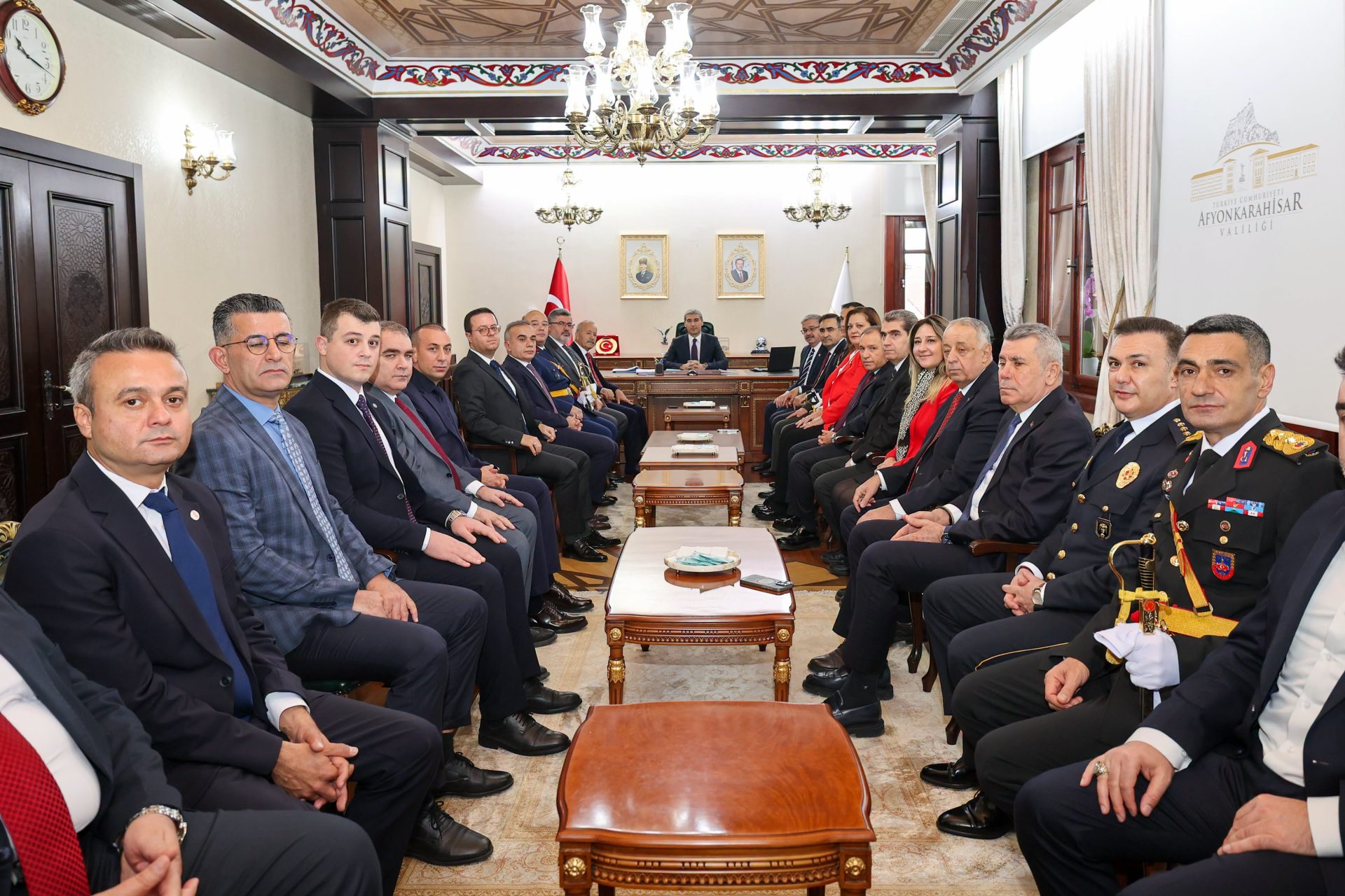 Vali Aktaş, Cumhuriyet Bayramı tebriklerini kabul etti 3 Vali Aktaş, Cumhuriyet Bayramı tebriklerini kabul etti