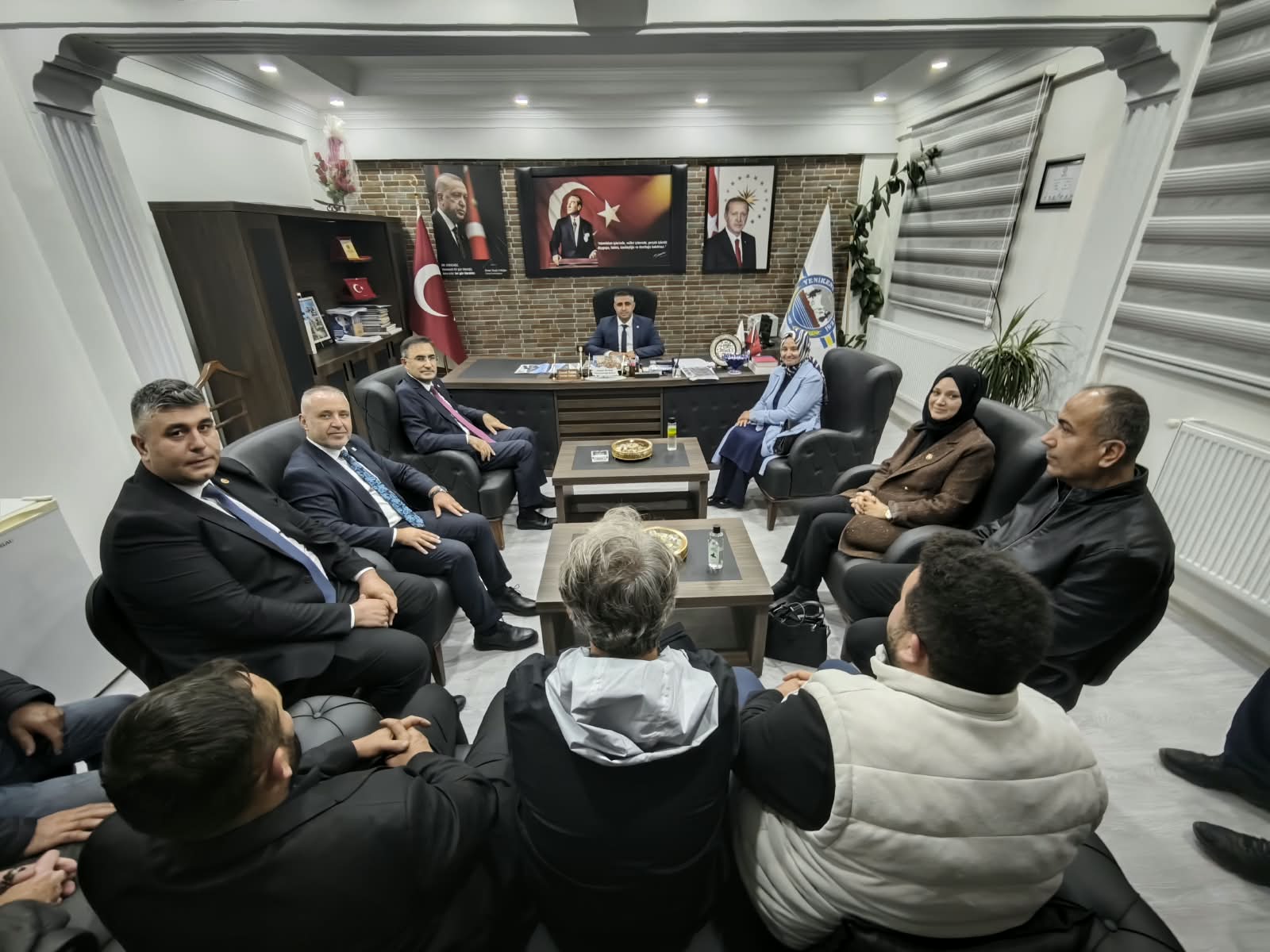 Hasan Arslan, Gediz’de vatandaşlarla bir araya geldi