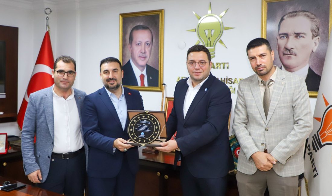 Memur-Sen Konfederasyonuna bağlı Bem-Bir-Sen Afyonkarahisar İl Başkanı Nurullah Peker, Başkan