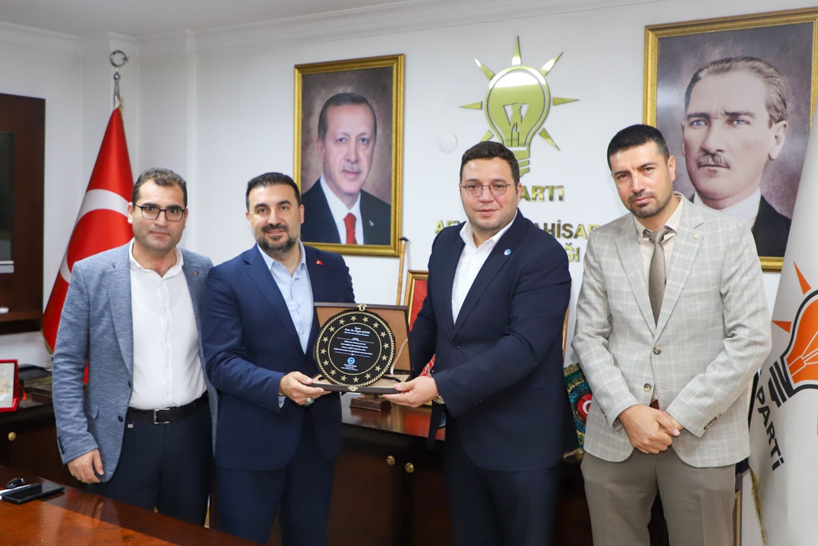 Memur-Sen Konfederasyonuna bağlı Bem-Bir-Sen Afyonkarahisar İl Başkanı Nurullah Peker, Başkan
