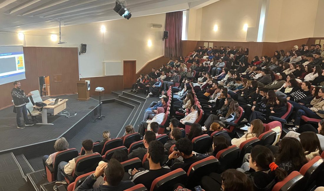 Afyonkarahisar Emniyet Müdürlüğü ekipleri, uyuşturucu madde kullanımının önlenmesi ve gençlerde