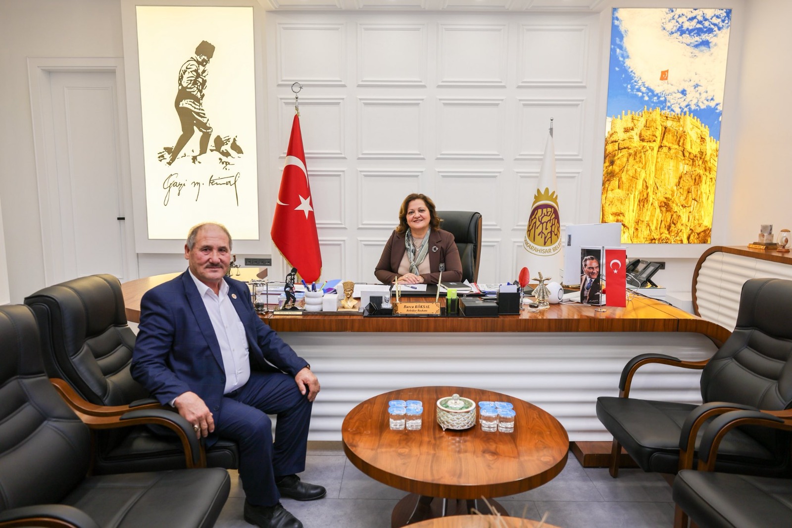 Köksal, mahalle muhtarlarıyla bir araya geldi 2 Köksal, mahalle muhtarlarıyla bir araya geldi
