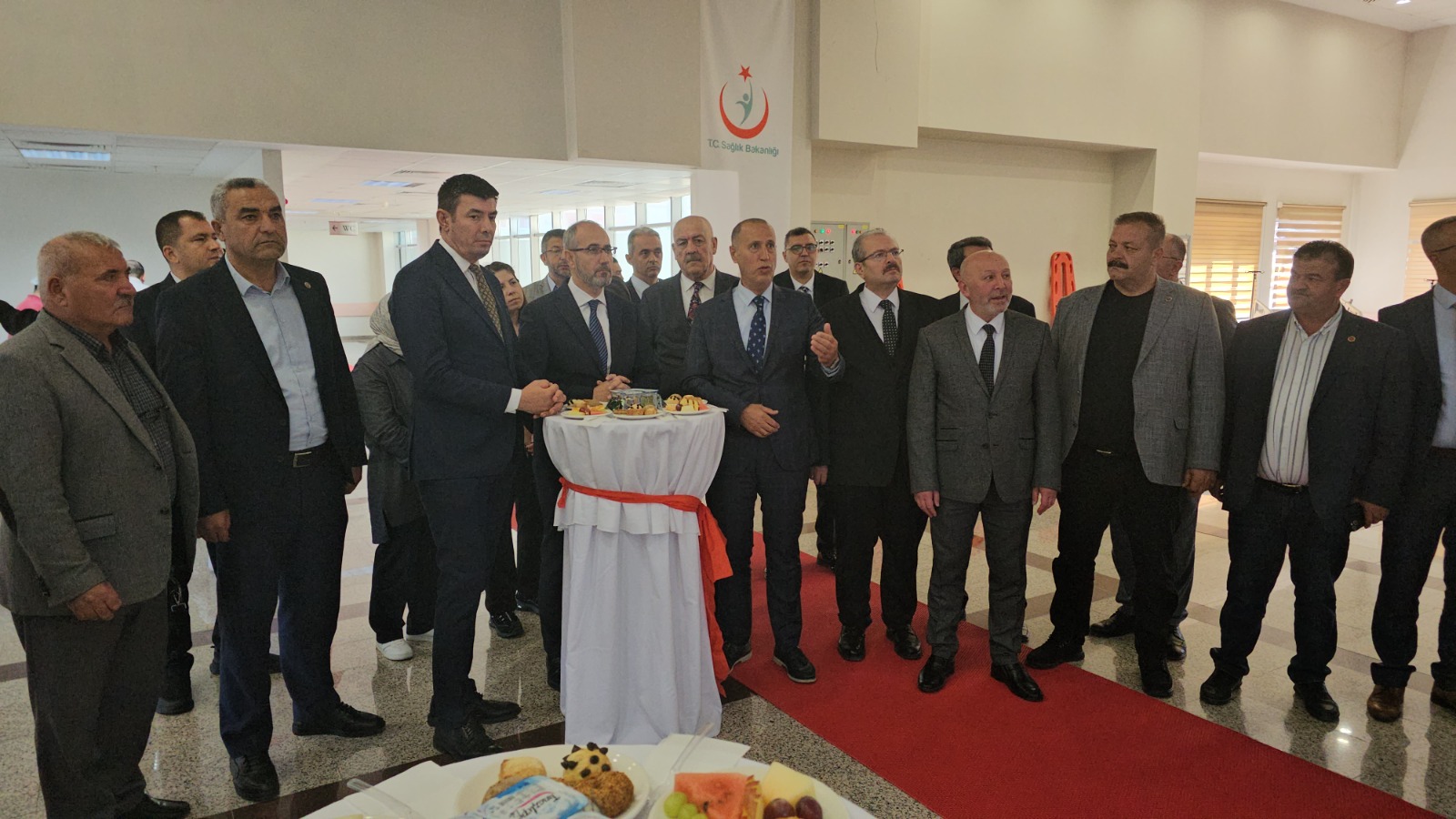Devlet Hastanesi’ne 18 milyon liralık tıbbi cihaz desteği