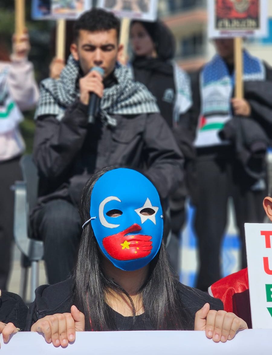 Afyonkarahisar’da Filistin için binlerce öğrenci yürüdü