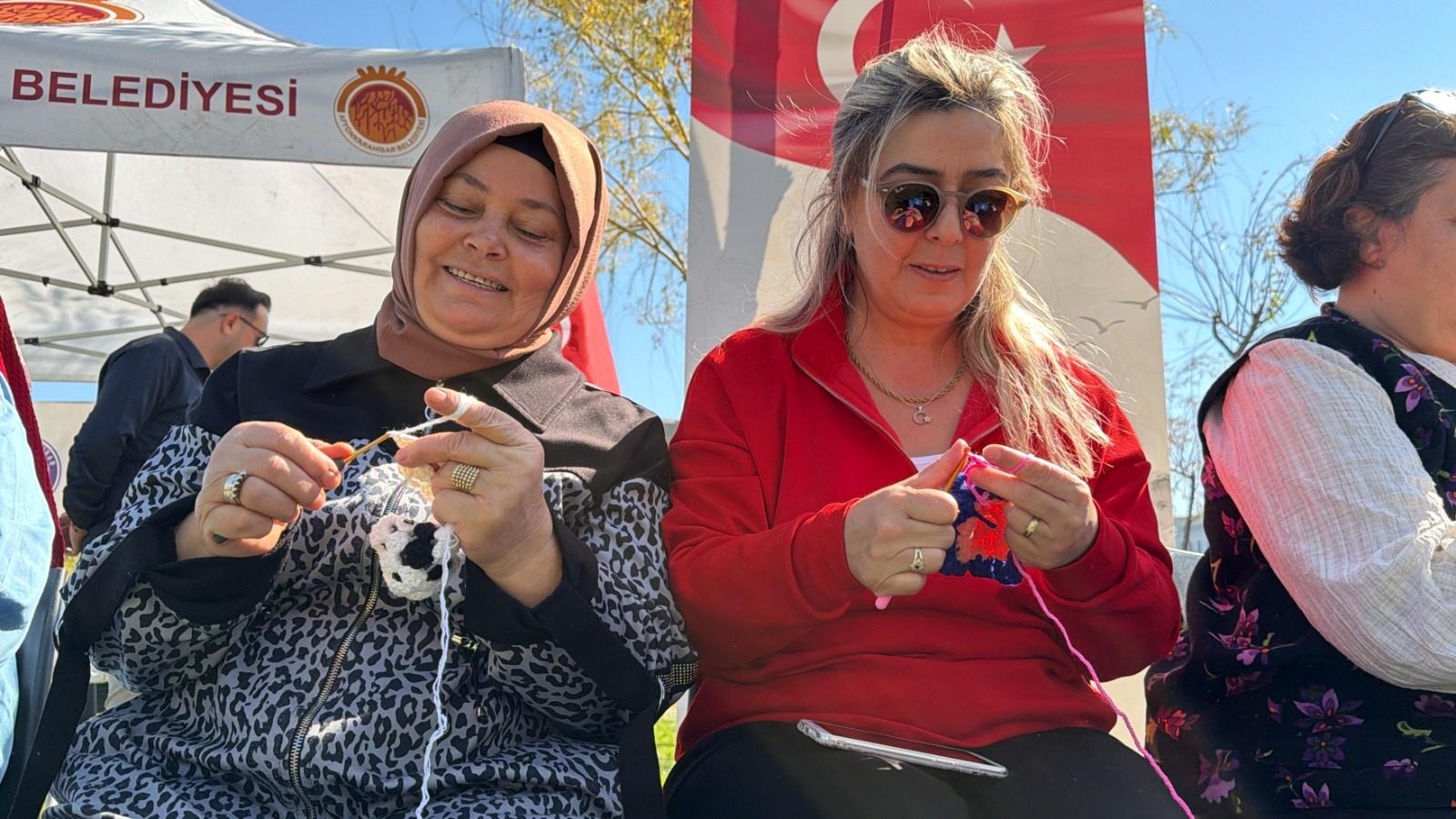 Kadınlar tanışmak ve dayanışmak için ilmek attı 10 Kadınlar tanışmak ve dayanışmak için ilmek attı