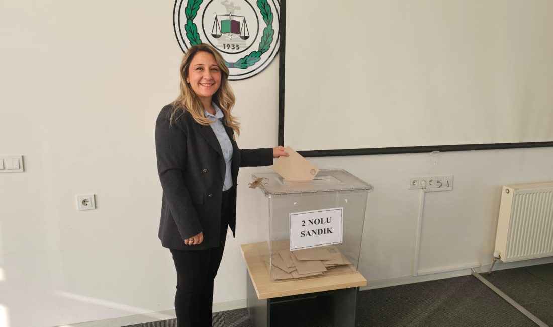 Afyonkarahisar Barosu’nun genel kurul süreci, seçimlerle devam ediyor. Dün başlayan