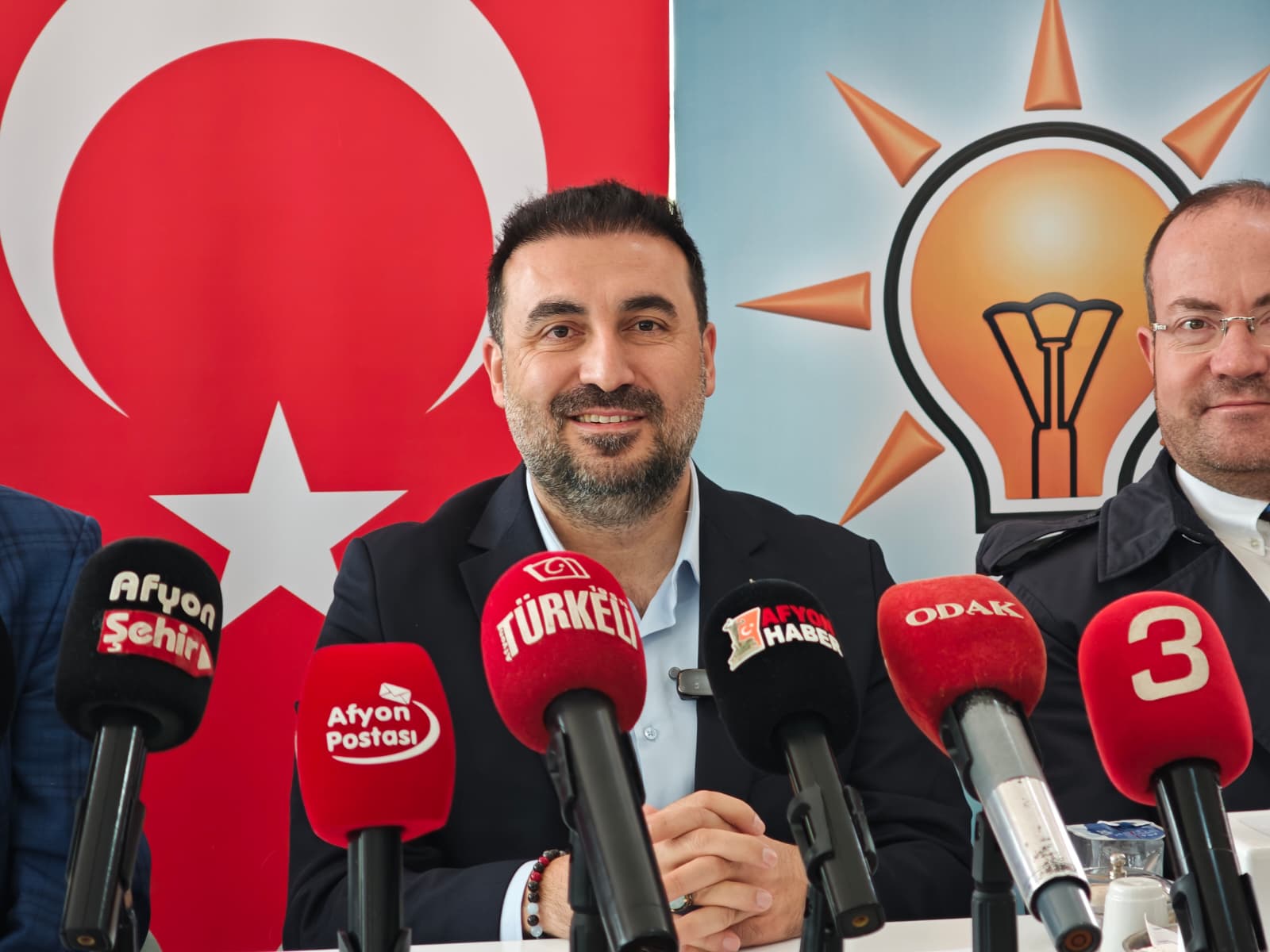 AK Parti’den basın buluşması