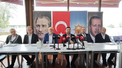 AK Parti Afyonkarahisar İl Başkanlığı tarafından düzenlenen kahvaltı programında, basın