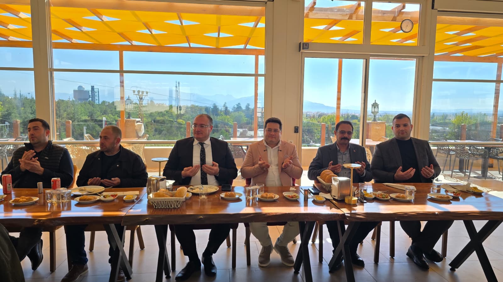 Bolvadin’de Muhtarlar Günü dolayısıyla anlamlı buluşma