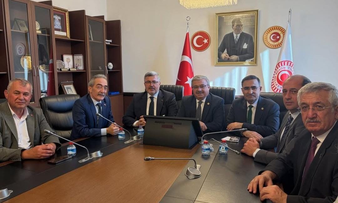 Afyonkarahisar Esnaf ve Sanatkârlar Odaları Birliği Başkanı Cengiz Üstün ve