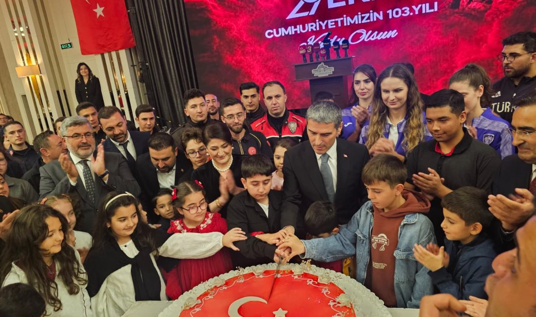 Vali Dr. Naci Aktaş ve eşi Nagihan Aktaş’ın ev sahipliğinde