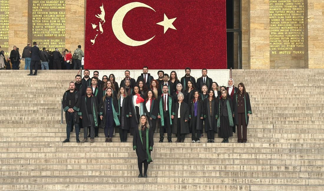 Afyonkarahisar Barosu, 29 Ekim Cumhuriyet Bayramı dolayısıyla Anıtkabir’i ziyaret ederek
