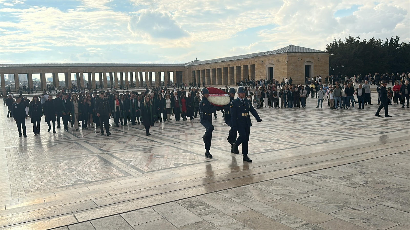 Afyonkarahisar Barosu’ndan bir ilk! 4 Afyonkarahisar Barosu’ndan bir ilk!