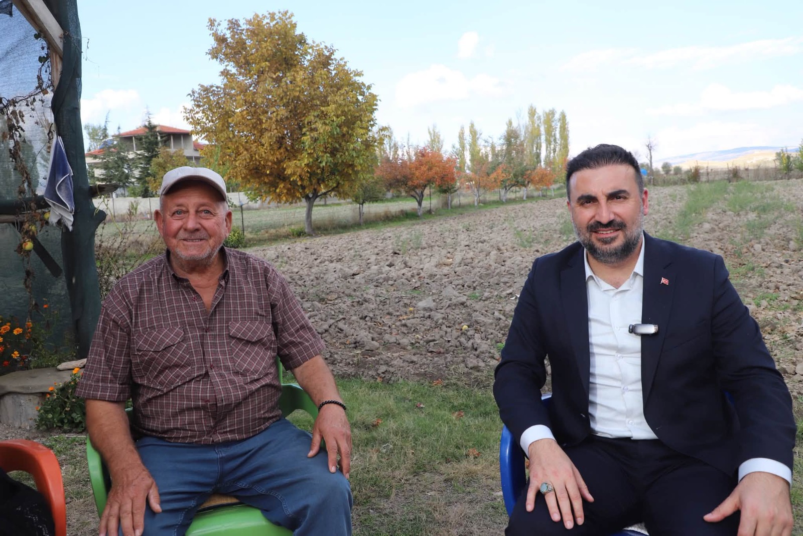Özgür Kavak, baba ocağında hemşehrileriyle kucaklaştı