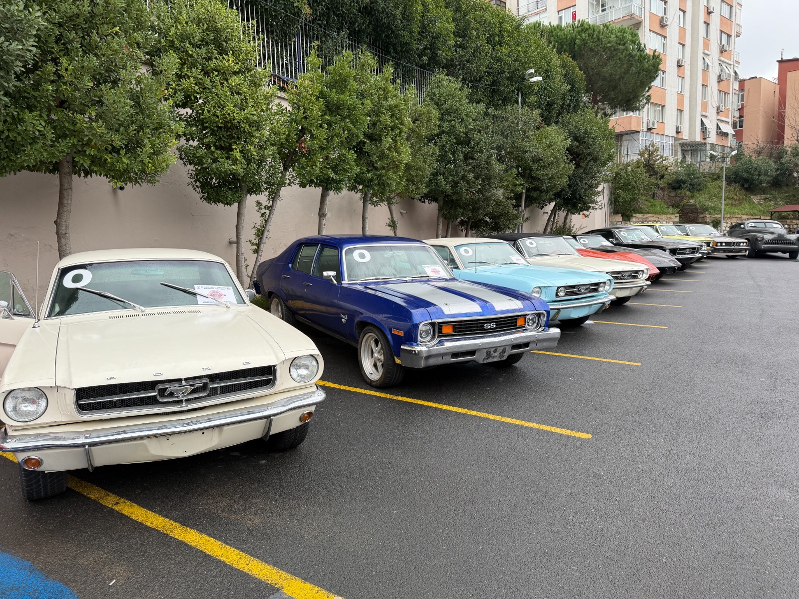 İstanbul, Batman, Gaziantep, İzmir, Kocaeli ve Sakarya'da klasik otomobilleri change