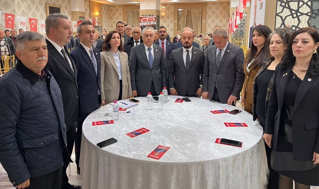 Yeni Parti Afyonkarahisar İl Başkanlığının genel kurulu, kentte bulunan bir