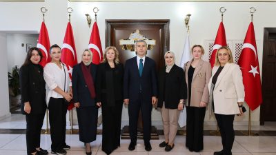 Afyonkarahisar Valisi Dr. Naci Aktaş, kentte faaliyet gösteren farklı sendikaların