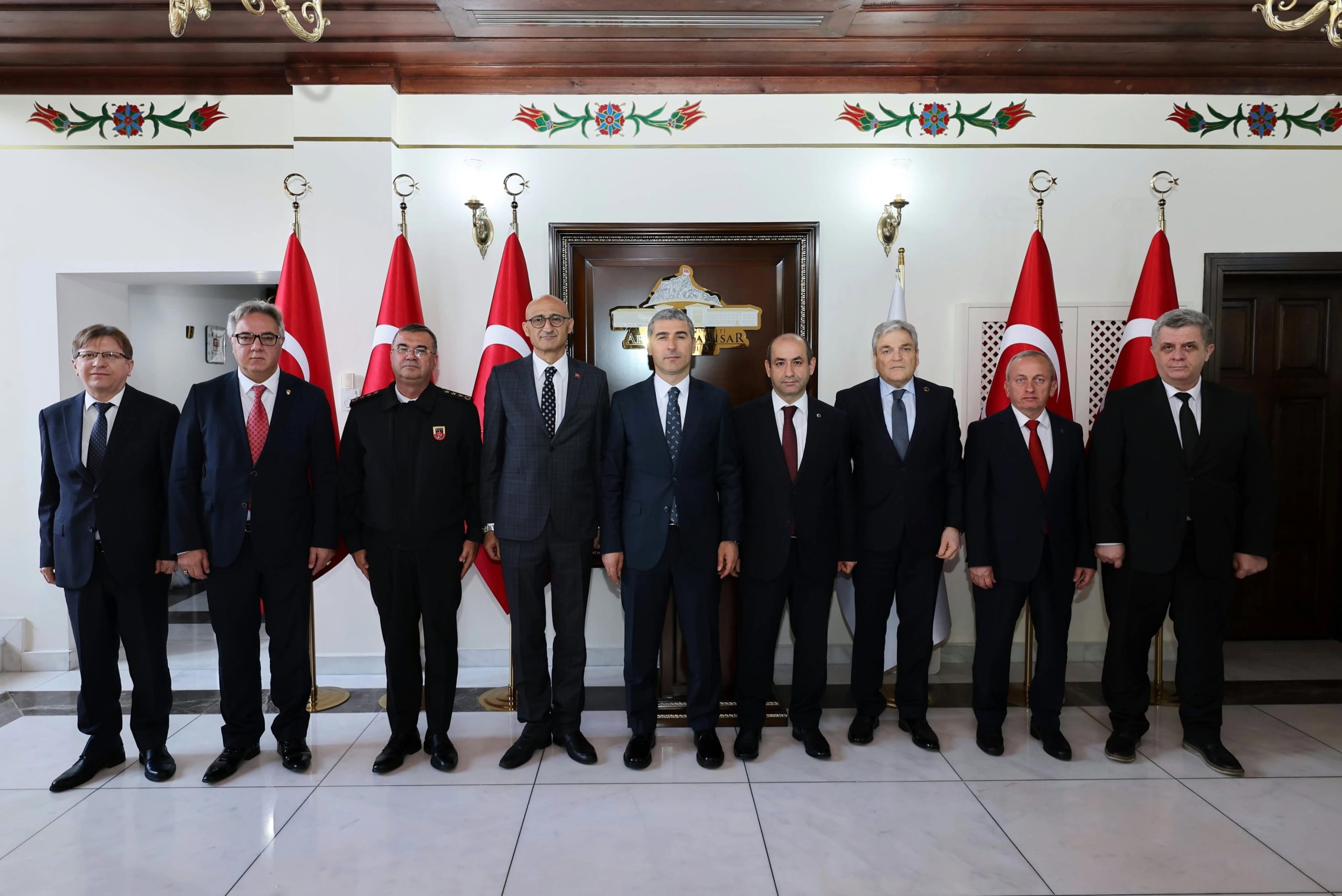 Afyonkarahisar Valisi Dr. Naci Aktaş, mülkiye, emniyet, millî eğitim ve