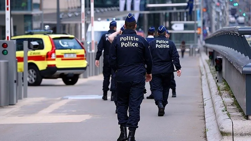 Belçika'da polis teşkilatının farklı veri tabanları ve bilişim uygulamalarını ortak