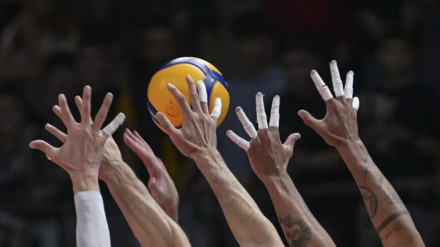 Ziraat Bankkart ile Galatasaray voleybol takımları arasındaki 2026 Erkekler AXA