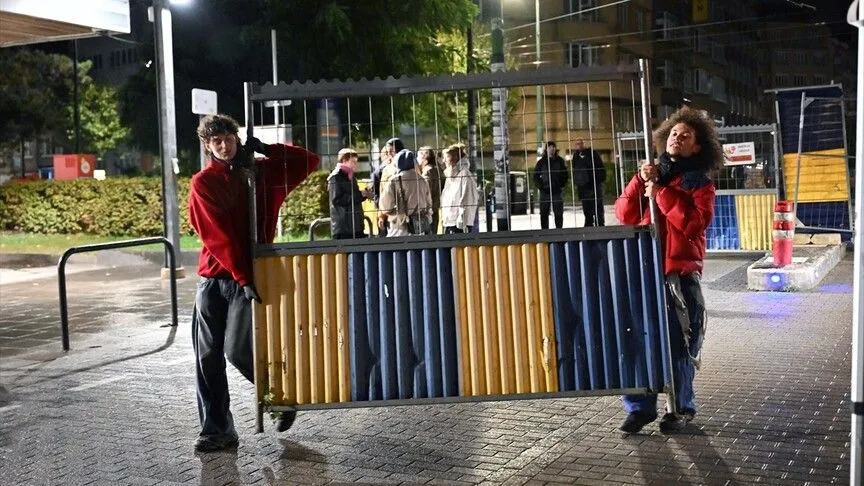 Belçika'nın başkenti Brüksel'de, öğrenim harçlarına yapılması planlanan zam ve yükseköğretim