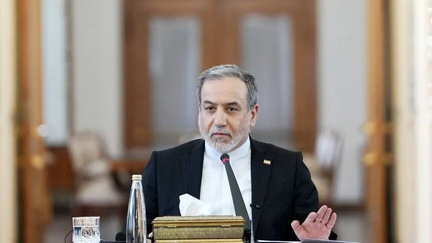 İran Dışişleri Bakanı Abbas Erakçi, ABD'den gelen saldırı tehditlerine ilişkin,