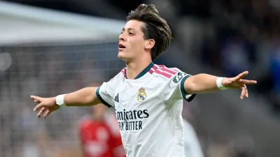 İspanya LaLiga ekiplerinden Real Madrid, milli futbolcu Arda Güler'in 1