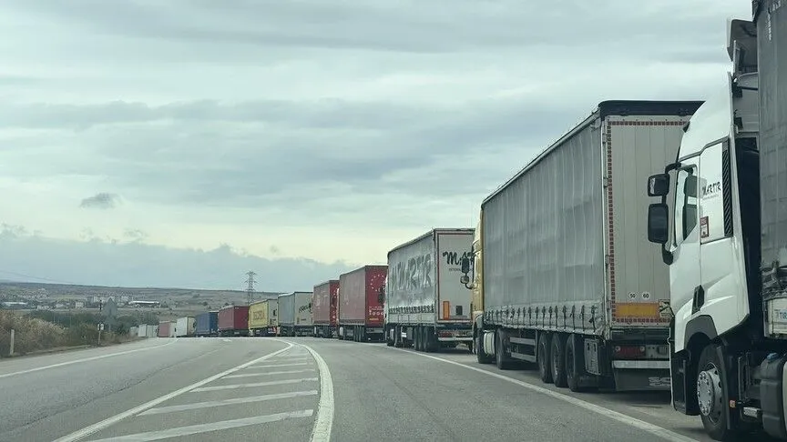 Ticaret Bakanlığı, Dışişleri ile Ulaştırma ve Altyapı bakanlıklarıyla koordinasyon içinde