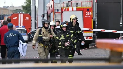 Rus yetkililer, Ukrayna'nın St. Petersburg kenti ile Leningrad bölgesine yoğun