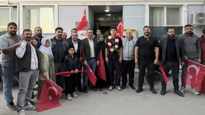 Hırvatistan'da düzenlenen Yıldızlar Balkan Güreş Şampiyonası'nda 85 kiloda altın madalya
