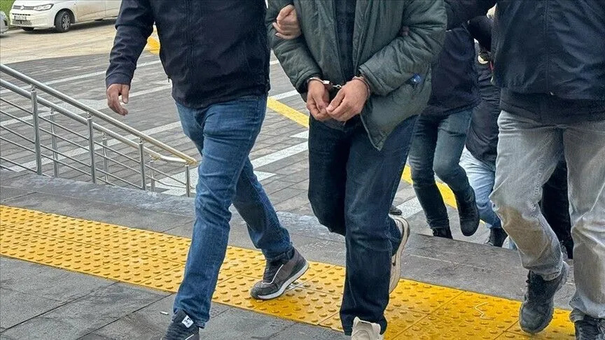 İçişleri Bakanlığı, Jandarma Genel Komutanlığı ekiplerince 9 ilde nitelikli dolandırıcılık