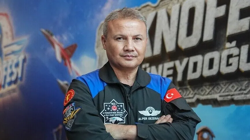 Türkiye'nin ilk astronotu Tuğgeneral Alper Gezeravcı, sahip olduğu tesis ve