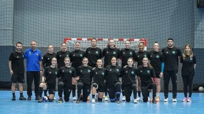 Bursa Büyükşehir Belediyespor Kadın Hentbol Takımı, geçen sene Avrupa'da gösterdiği