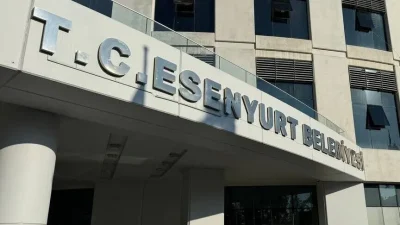Esenyurt Belediyesine yönelik yürütülen yolsuzluk soruşturması kapsamında düzenlenen operasyonda belediye