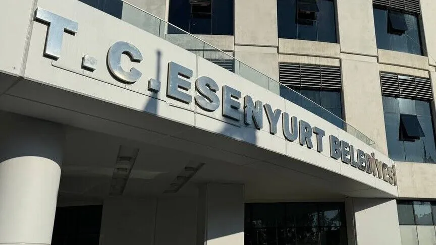 Esenyurt Belediyesine yönelik yürütülen yolsuzluk soruşturması kapsamında düzenlenen operasyonda belediye