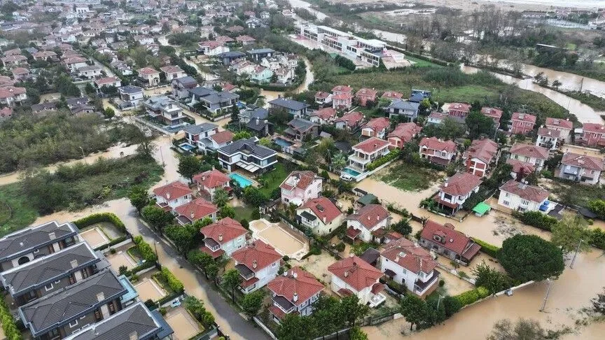 İstanbul ve çevre illerde 14-15 Ekim'de etkili olan şiddetli yağış