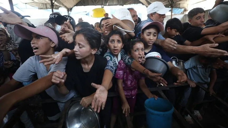 İsrail'in ateşkese rağmen Gazze'ye yönelik saldırıları ve ihlalleri sürerken, sınır