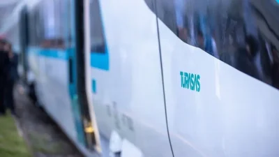 Bakan Uraloğlu, yerli ve milli imkanlarla geliştirilen Milli Hızlı Tren'in